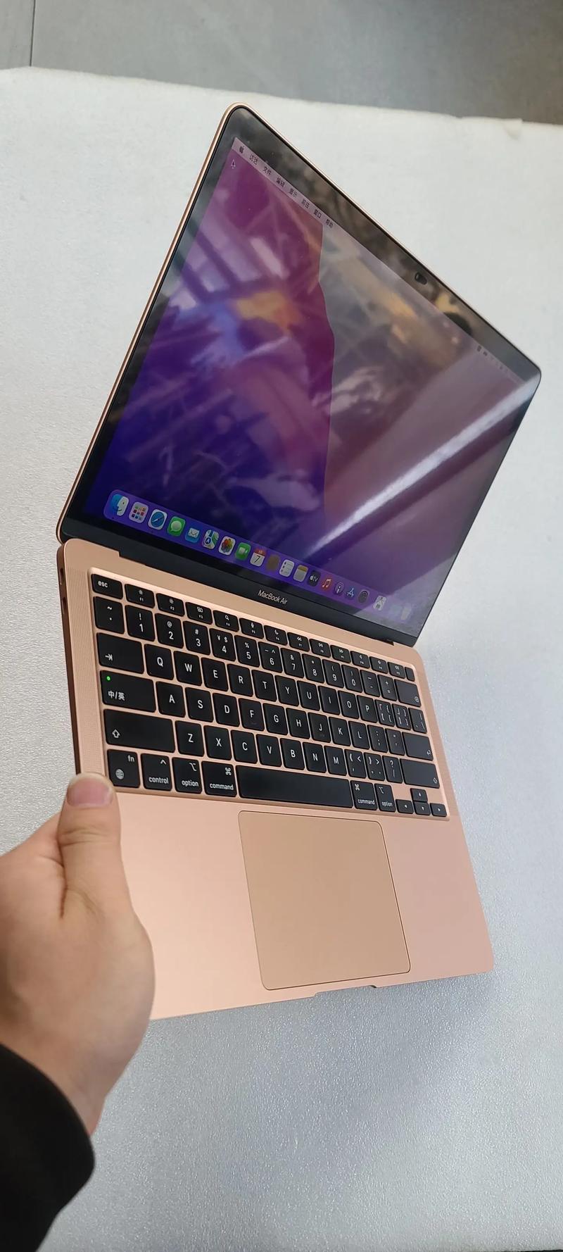  13岁macbook高清，观众：岁月见证了你的坚韧